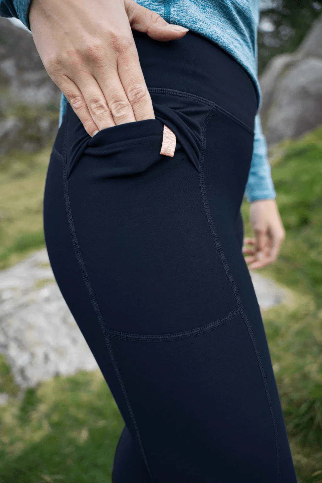 Thermal Altitude Leggings - 7/8 Length - Deep Navy - Image 5