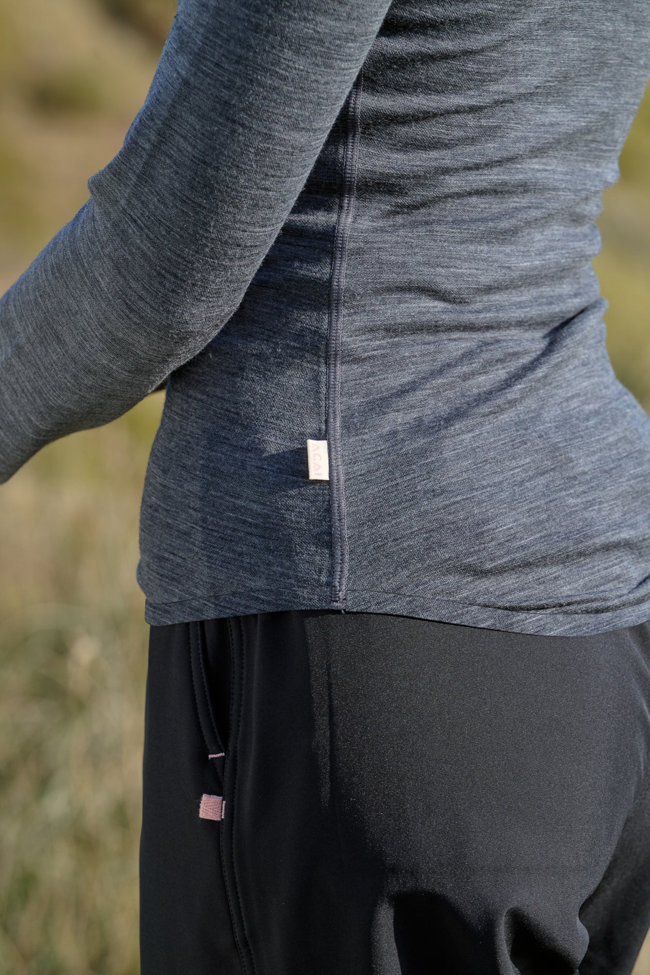 Ascent Turtleneck Base Layer - Charcoal - Image 4