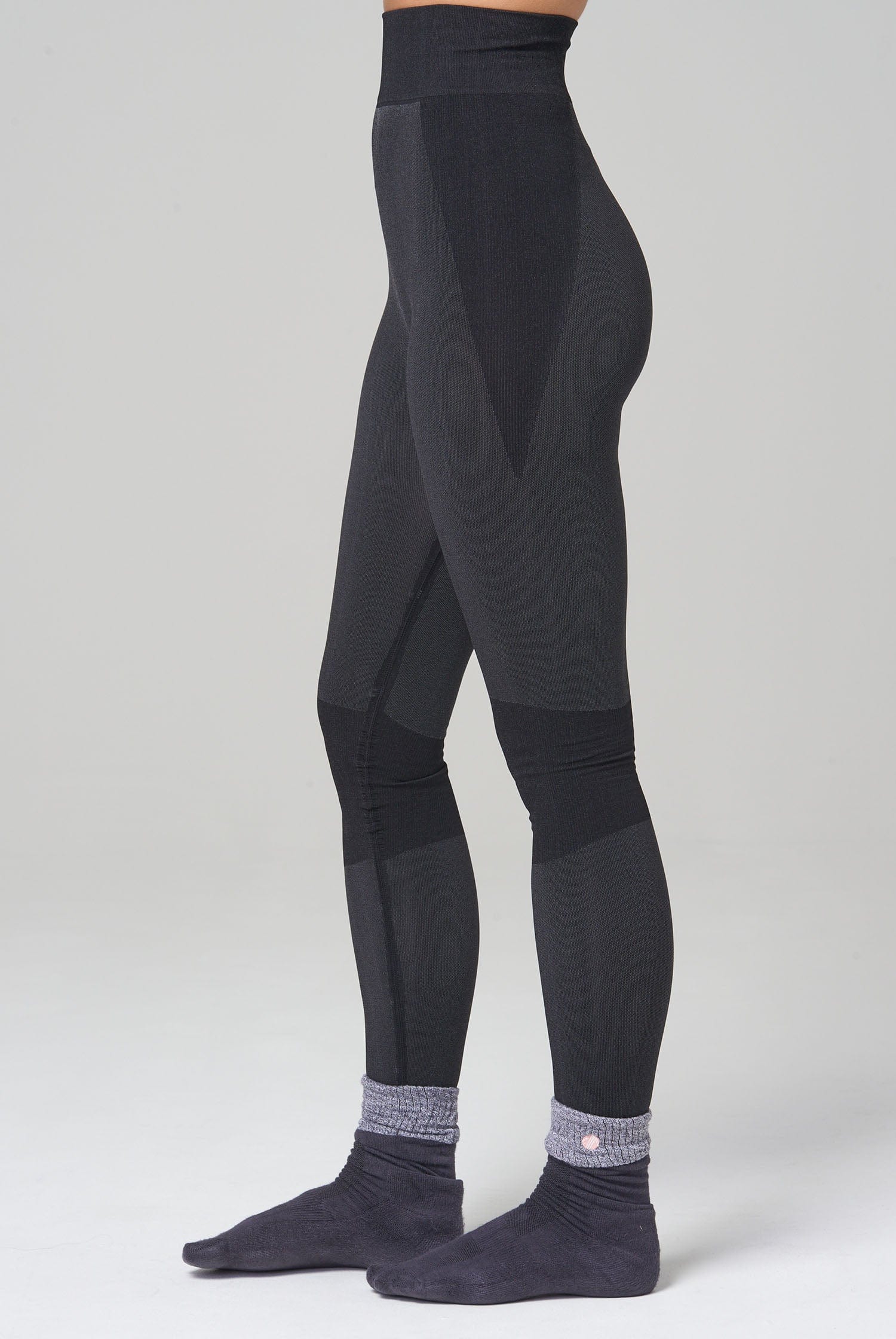 Thermal Seamless Base Layer Tights - Black - Image 4